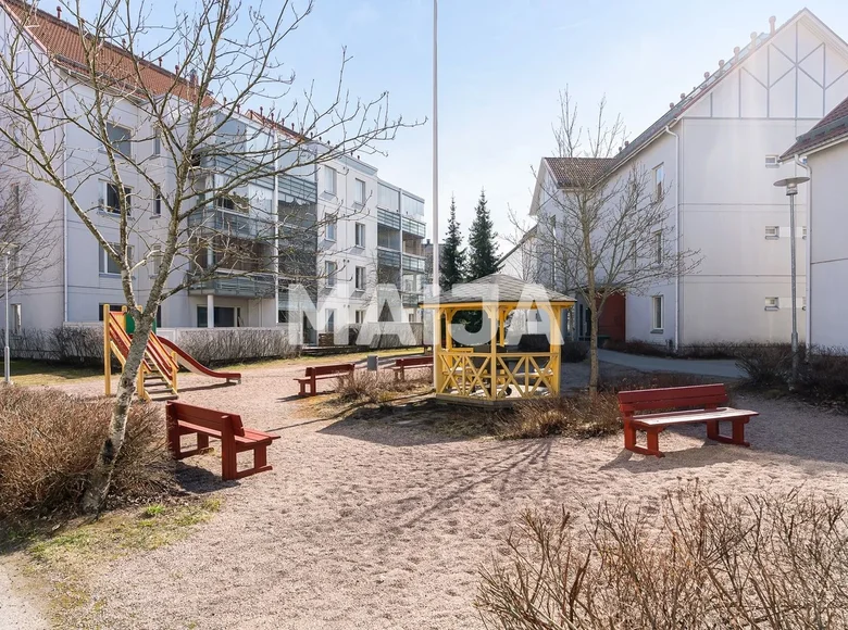 Mieszkanie 3 pokoi 70 m² Kerava, Finlandia