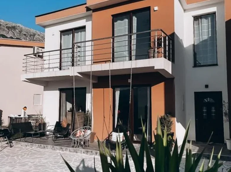 Haus 3 Schlafzimmer 120 m² Dobra Voda, Montenegro