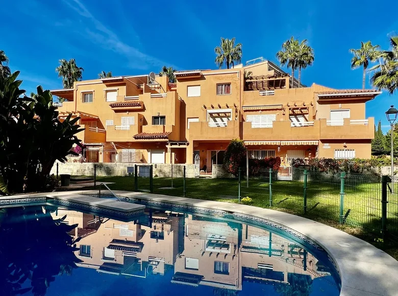 3 bedroom apartment 117 m² Artola, Spain