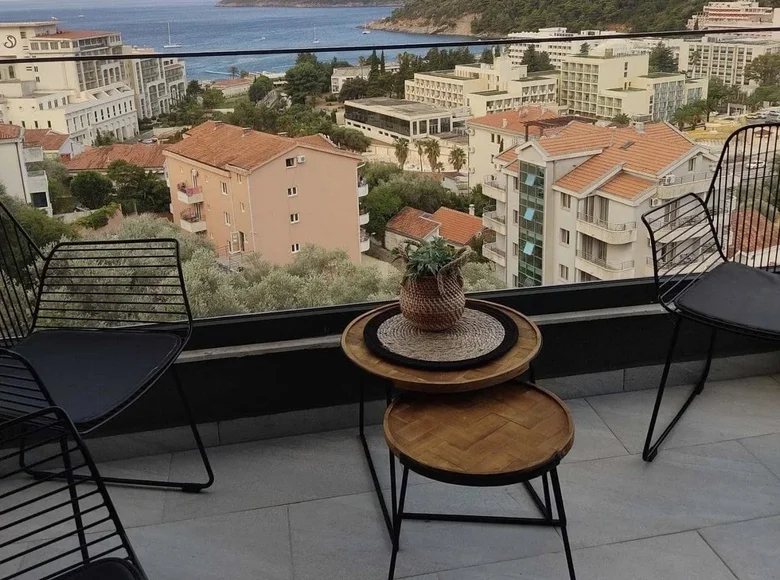 Wohnung 3 Schlafzimmer 84 m² Becici, Montenegro