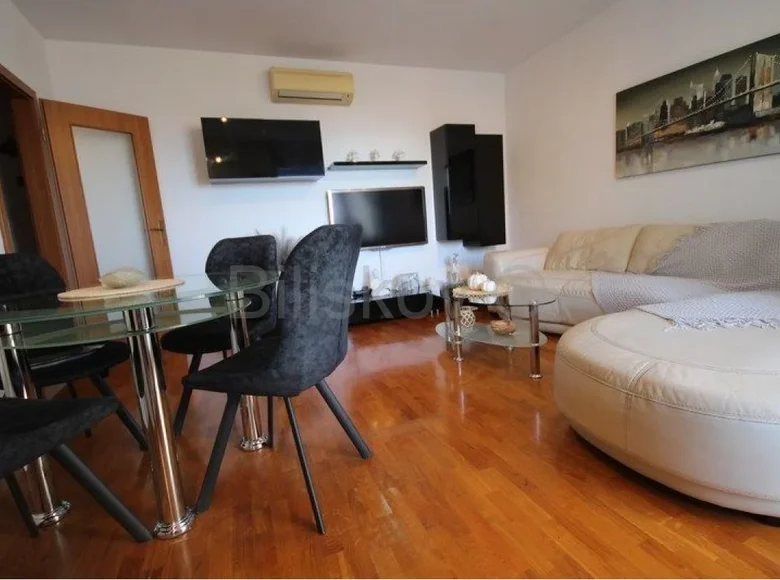 2 room apartment 57 m² Grad Split, Croatia