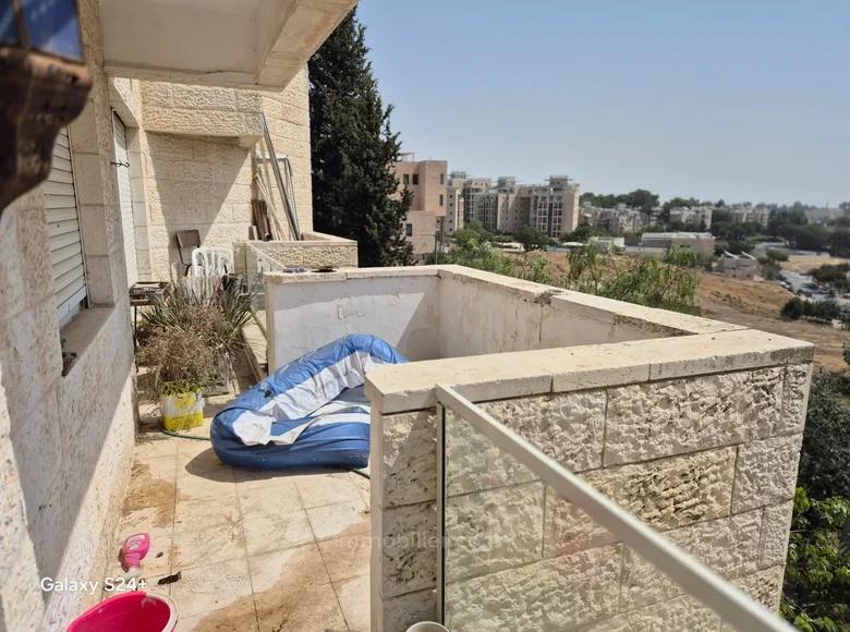 Mieszkanie 5 pokojów 130 m² w Jerusalem, Izrael