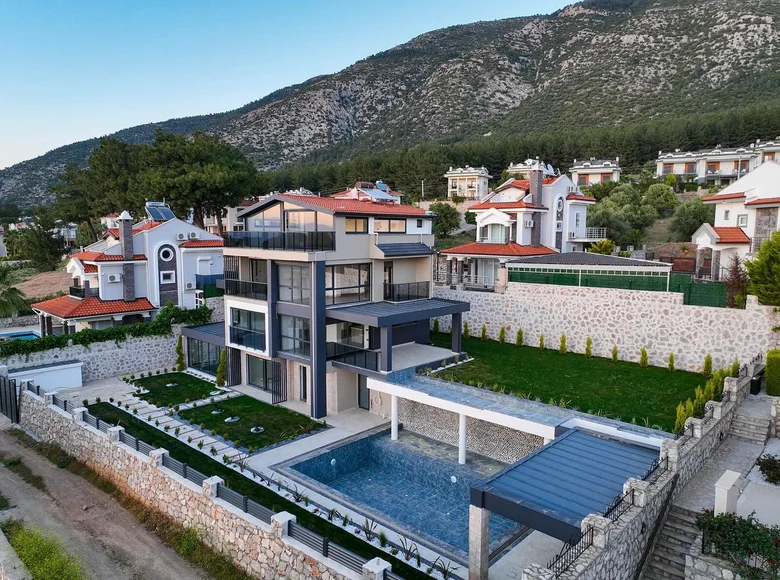 Willa 5 pokojów 447 m² Fethiye, Turcja