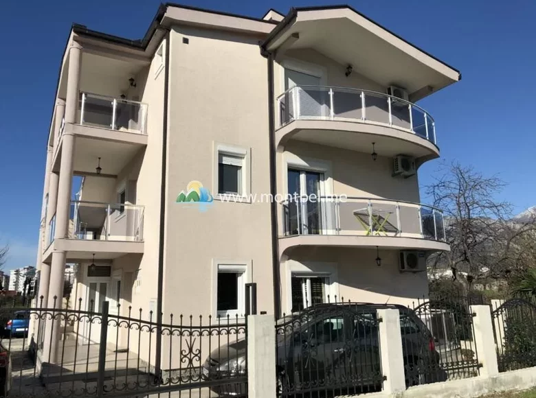 Apartamento 9 habitaciones 380 m² Bar, Montenegro