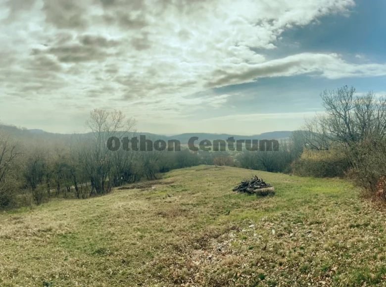 Land 6 983 m² Balatonszolos, Hungary