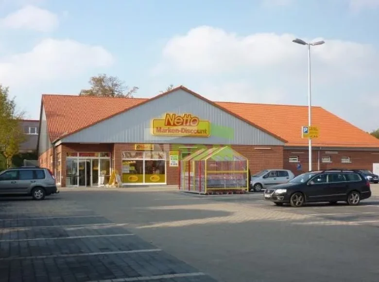 Commercial property 1 093 m² in Lower Saxony, Germany