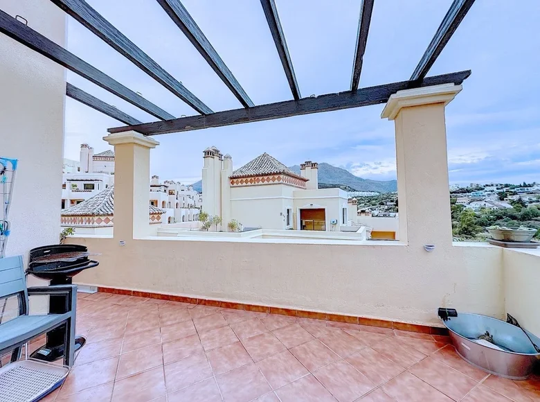3 bedroom apartment 170 m² Estepona, Spain