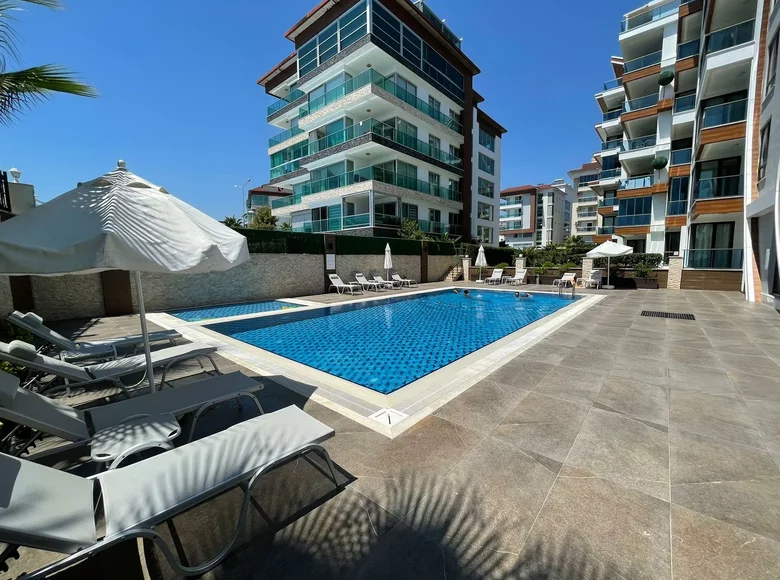Mieszkanie 2 pokoi 60 m² Alanya, Turcja