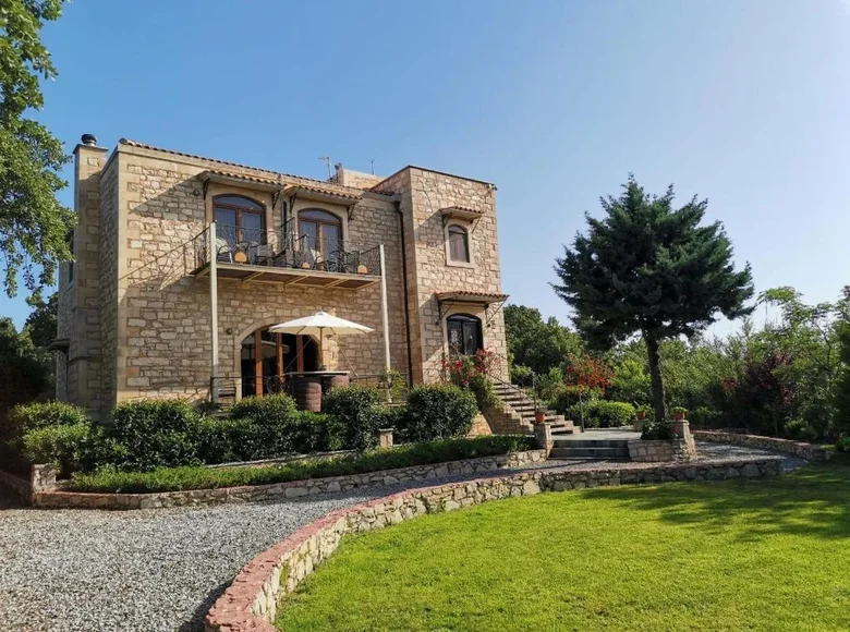 villa de 3 chambres 240 m² Kastellos, Grèce