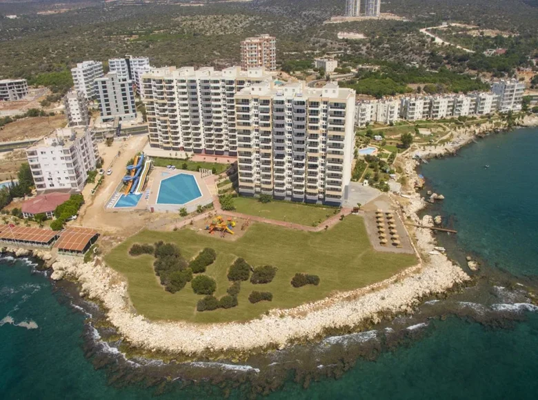 Mieszkanie 4 pokoi 150 m² Mersin, Turcja