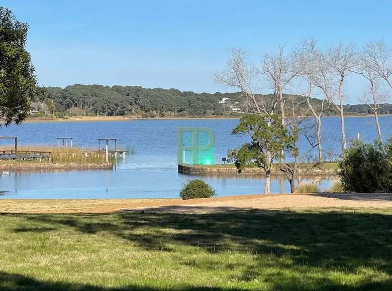 Земельные участки  Punta Del Este, Уругвай