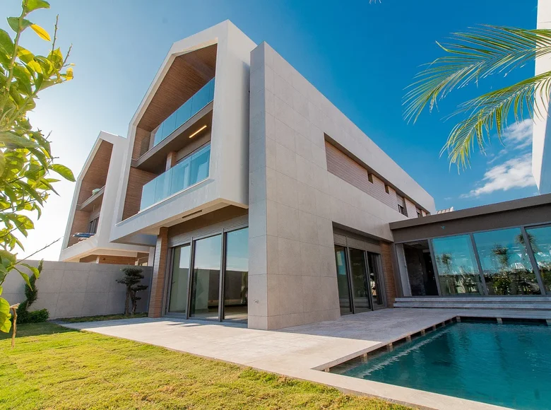 Haus 7 zimmer 400 m² Muratpasa, Türkei