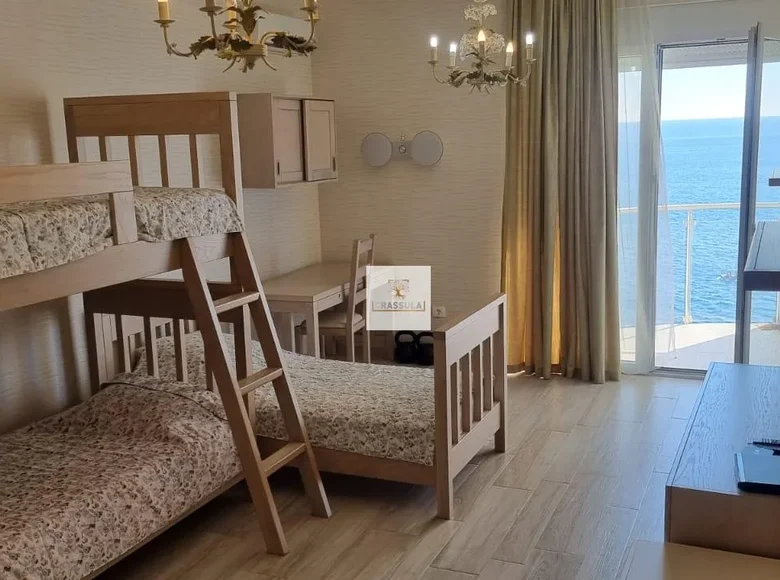 Квартира 2 спальни 97 м² Печурице, Черногория