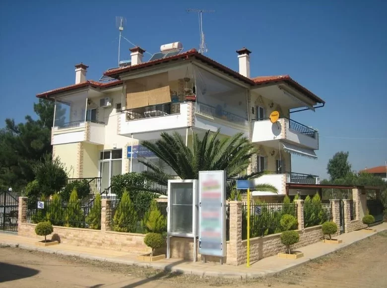 Commercial property 330 m² in Dionisiou Beach, Greece