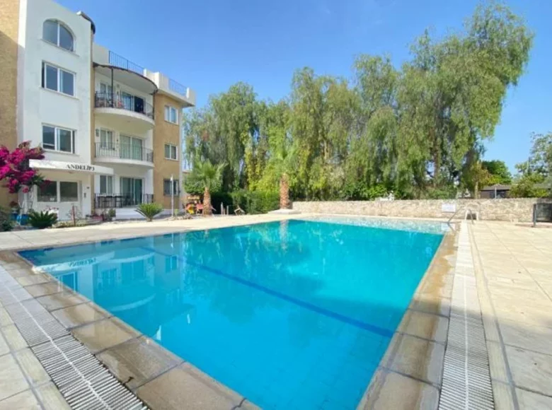 Mieszkanie 3 pokoi 125 m² Karavas, Cyprus