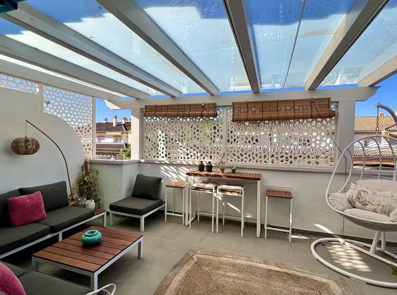 Penthouse 1 bedroom 75 m² San Pedro Alcantara, Spain
