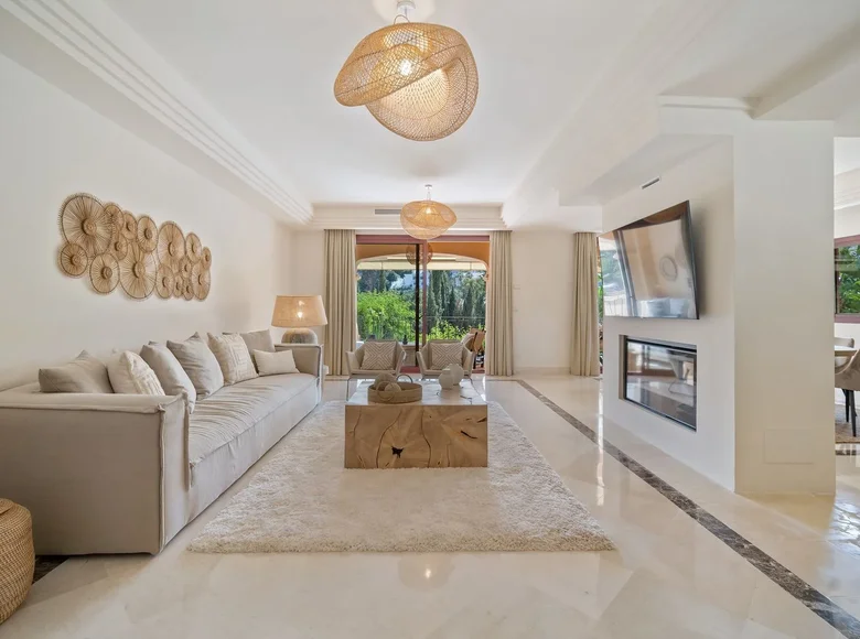 Casa 5 habitaciones 462 m² Marbella, Španjolska