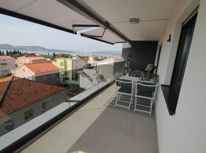 Apartamento 3 habitaciones 119 m² Trogir, Croacia