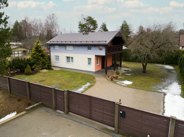 Dom 4 pokoi 125 m² Saulkrastu pagasts, Łotwa