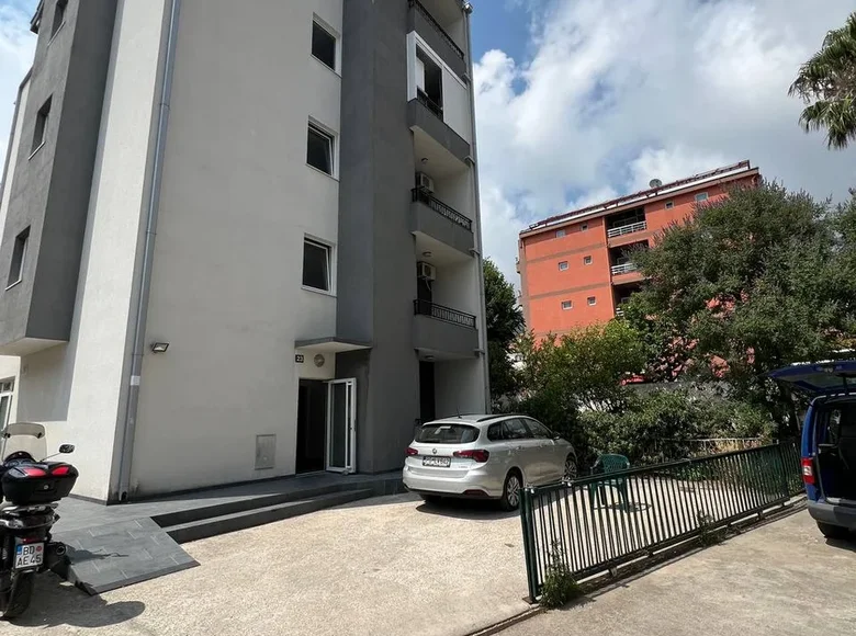 Apartamento 4 habitaciones 77 m² Budva, Montenegro