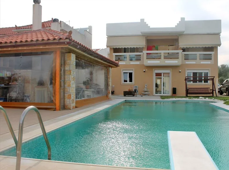 Willa 6 pokojów 390 m² Agios Loukas, Grecja