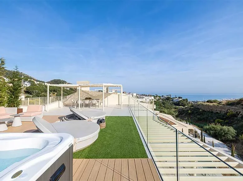 3-Schlafzimmer-Villa 130 m² Fuengirola, Spanien