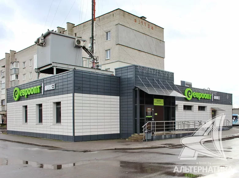 Shop 281 m² in Brest, Belarus