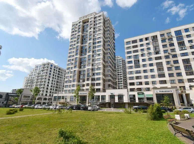 Квартира 2 комнаты 96 м² Минск, Беларусь