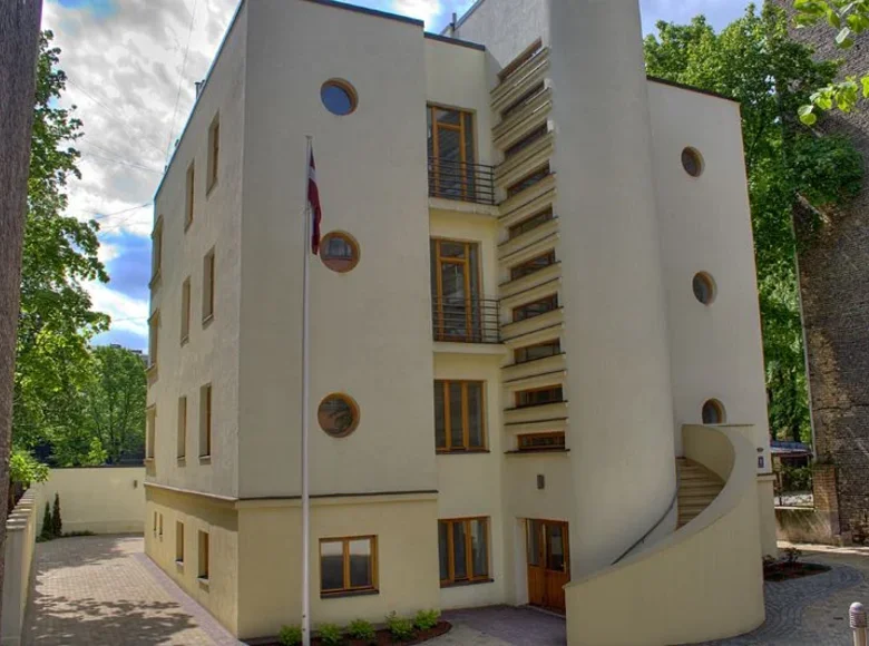 Revenue house 698 m² in Riga, Latvia