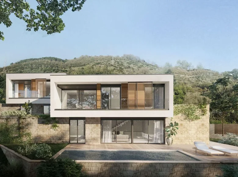 Casa 3 habitaciones 183 m² Tivat, Montenegro