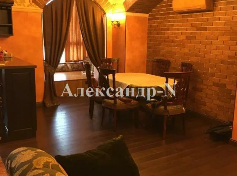 Mieszkanie 4 pokoi 176 m² Siewierodonieck, Ukraina