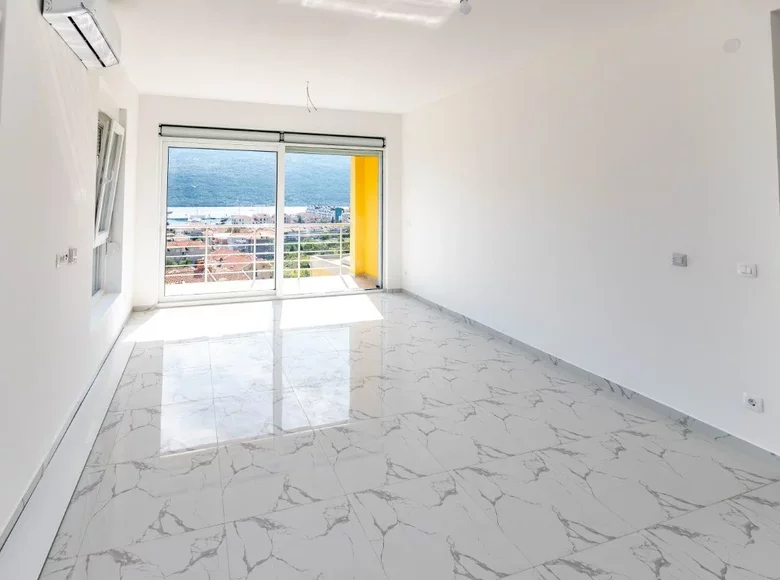 Apartamento 2 habitaciones 69 m² Herceg Novi, Montenegro