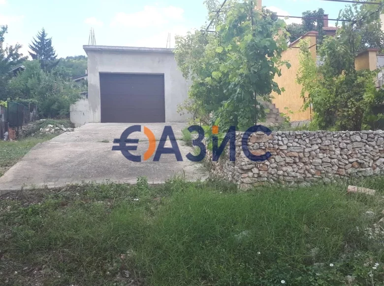 Propriété commerciale 550 m² à Strajitsa, Bulgarie