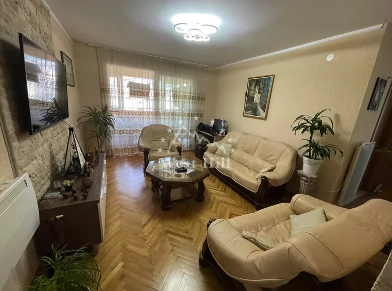 Квартира 1 комната 55 м² Бар, Черногория
