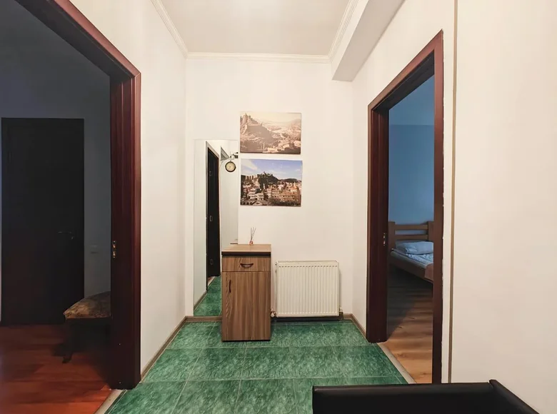 Apartamento 3 habitaciones  Tiflis, Georgia