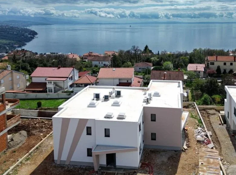 Villa de tres dormitorios 164 m² Pobri, Croacia