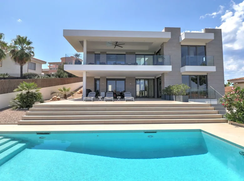 Zamek 4 pokoi 521 m² Santa Ponsa, Hiszpania