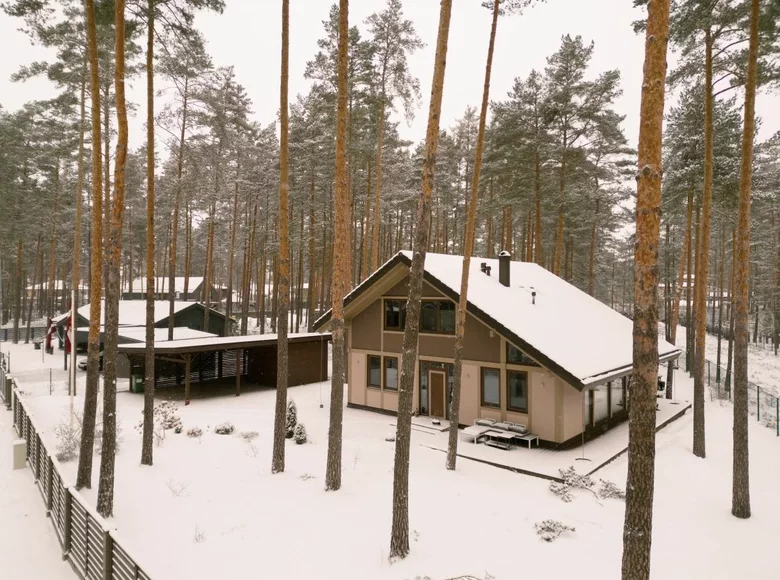 Casa 6 habitaciones 190 m² adazu novads, Letonia