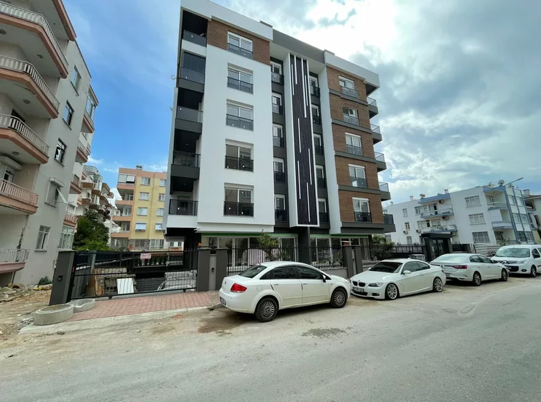 Attique 6 chambres 220 m² Muratpasa, Turquie