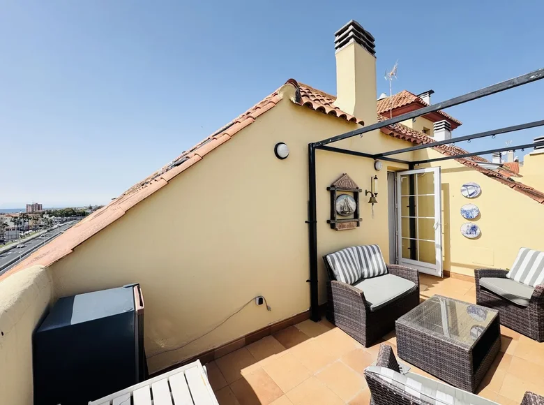 2 bedroom apartment 77 m² Manilva, Spain