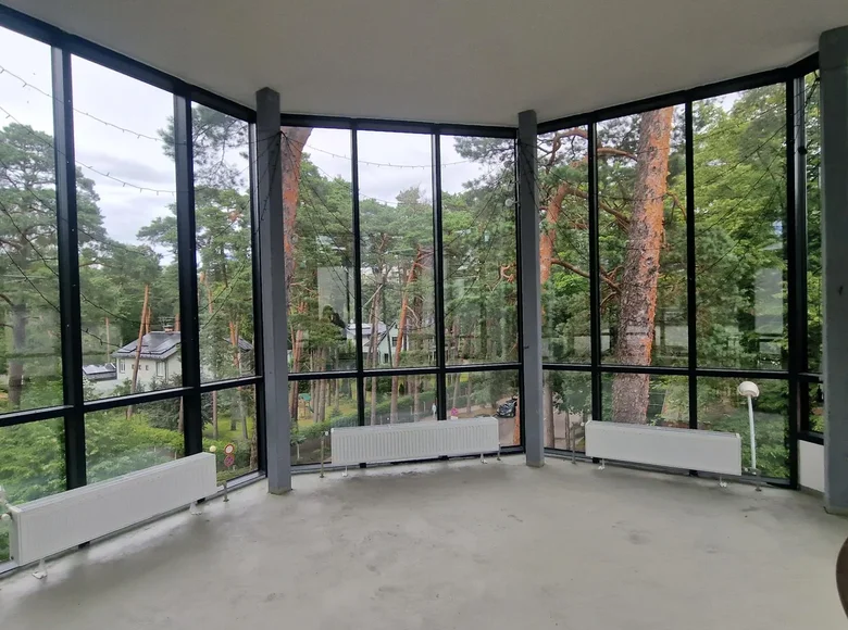 Mieszkanie 3 pokoi 201 m² Jurmała, Łotwa