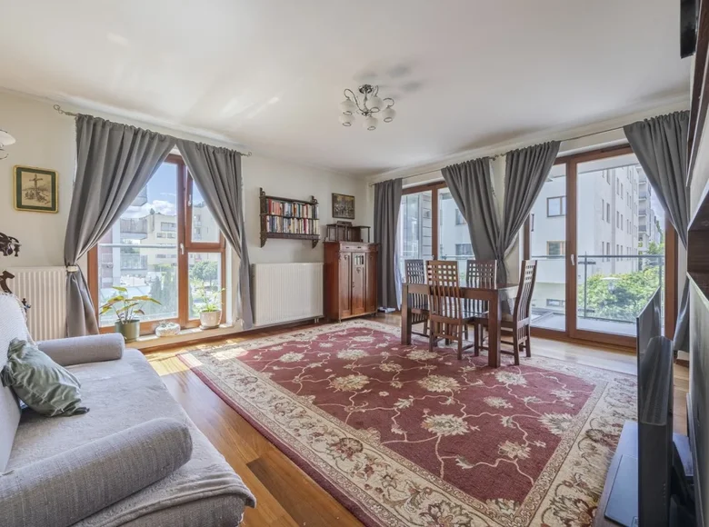 2 bedroom apartment 88 m² Warsaw, Poland