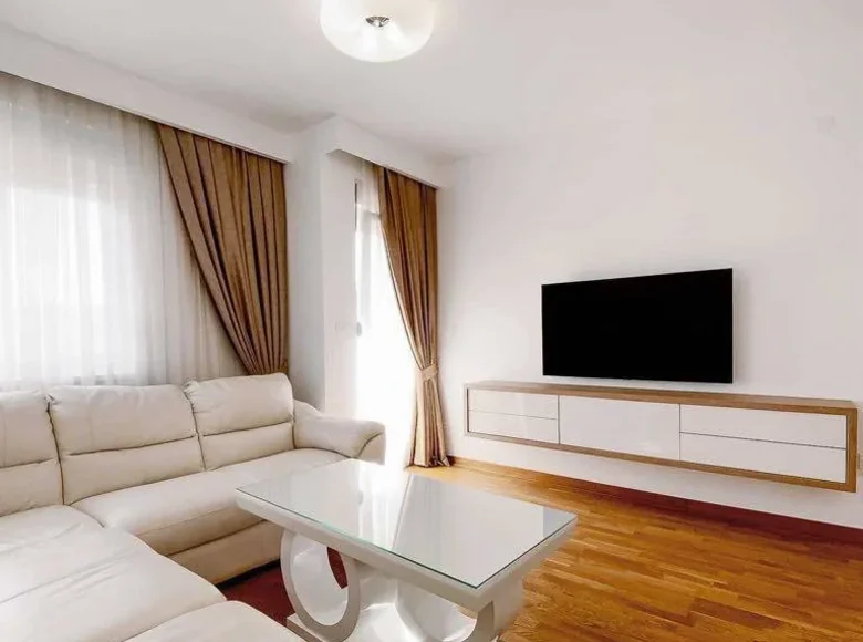 Apartamento 3 habitaciones 65 m² Podgorica, Montenegro