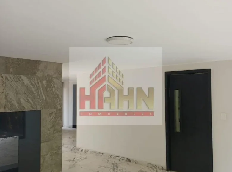 Casa 4 habitaciones 385 m² Naucalpan de Juárez, México