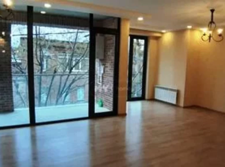 Apartamento 4 habitaciones 140 m² Tiflis, Georgia