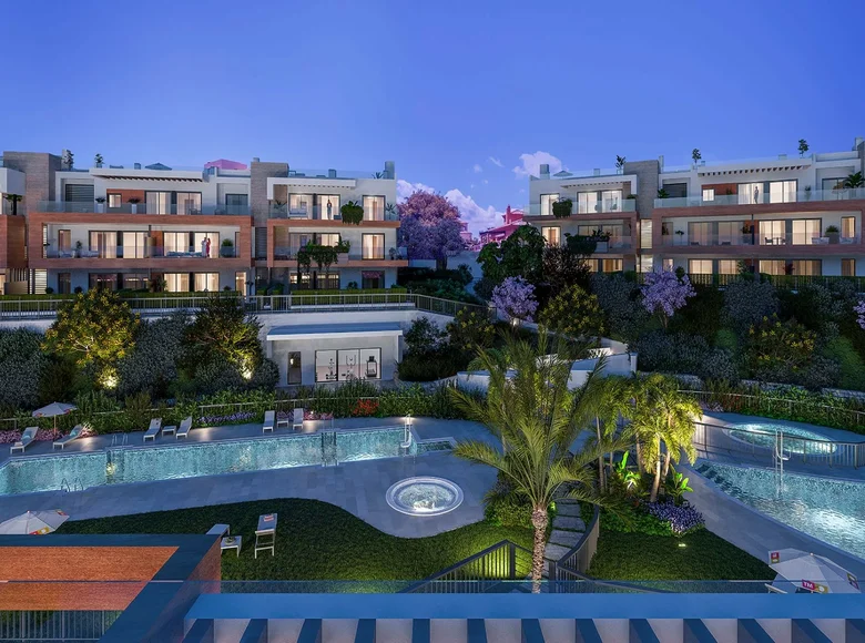 2 bedroom apartment 115 m² Estepona, Spain