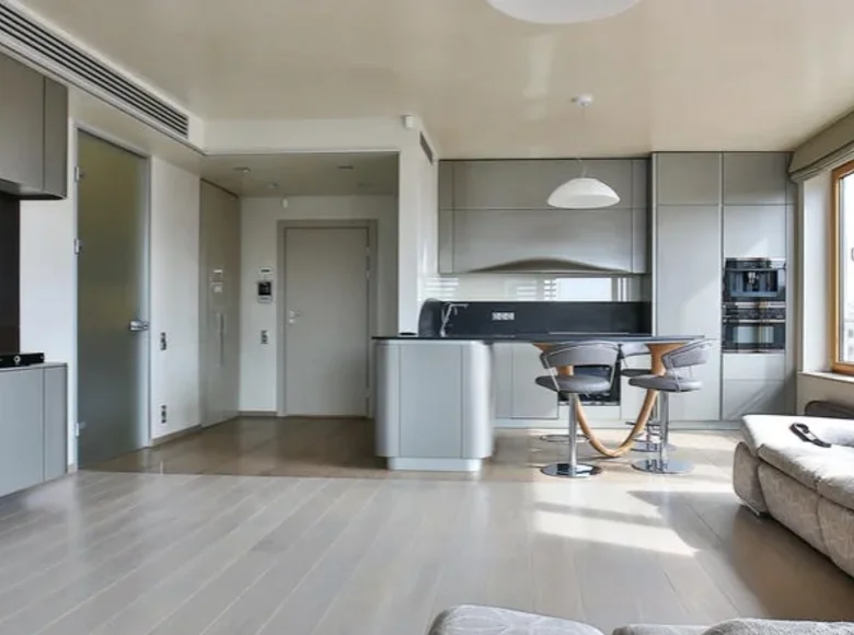 Квартира 2 спальни 76 м² Рига, Латвия