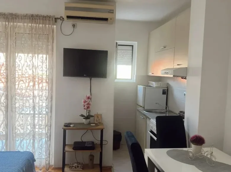 Apartamento 27 m² Igalo, Montenegro