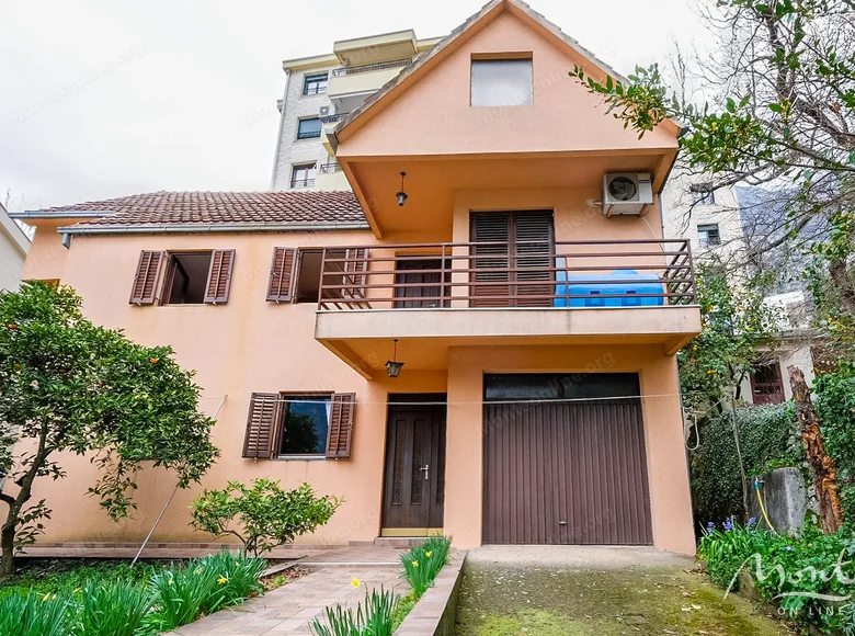 Вилла 6 спален 250 м² Котор, Черногория