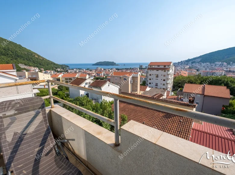 Wohnung 2 Schlafzimmer 76 m² Budva, Montenegro